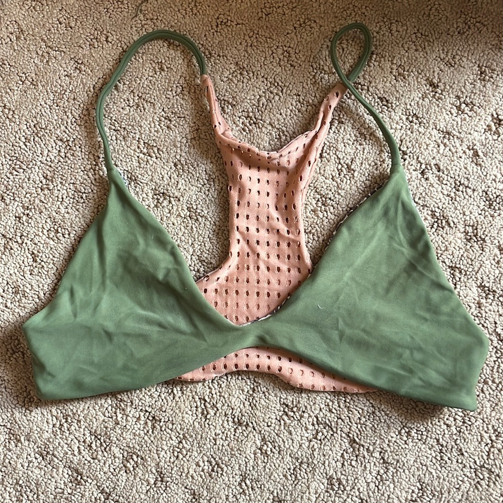 Acacia top